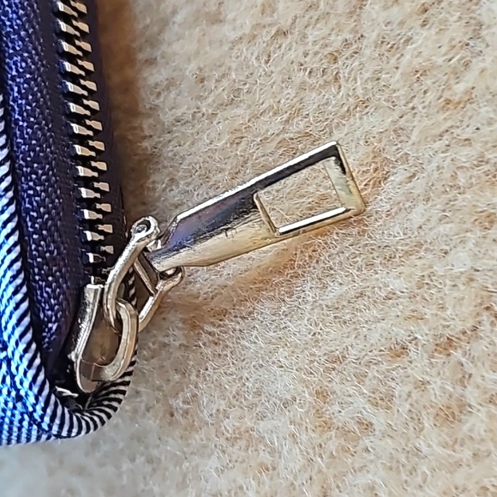 Wallet - Picture 8 of 12